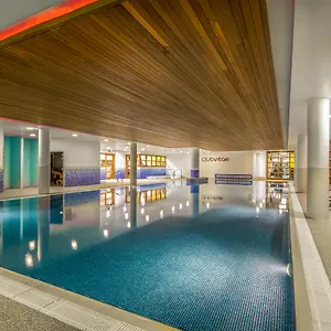 Clayton Cardiff Lane **** דבלין